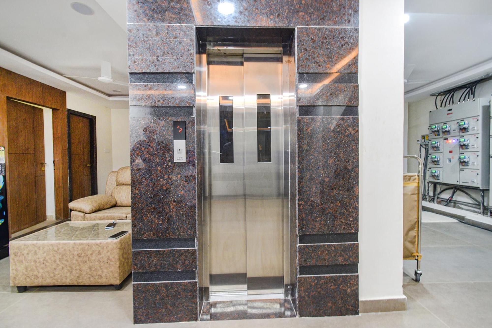 Fabhotel Seri - Nr Kims Hospital, Gachibowli Haydarabad Dış mekan fotoğraf