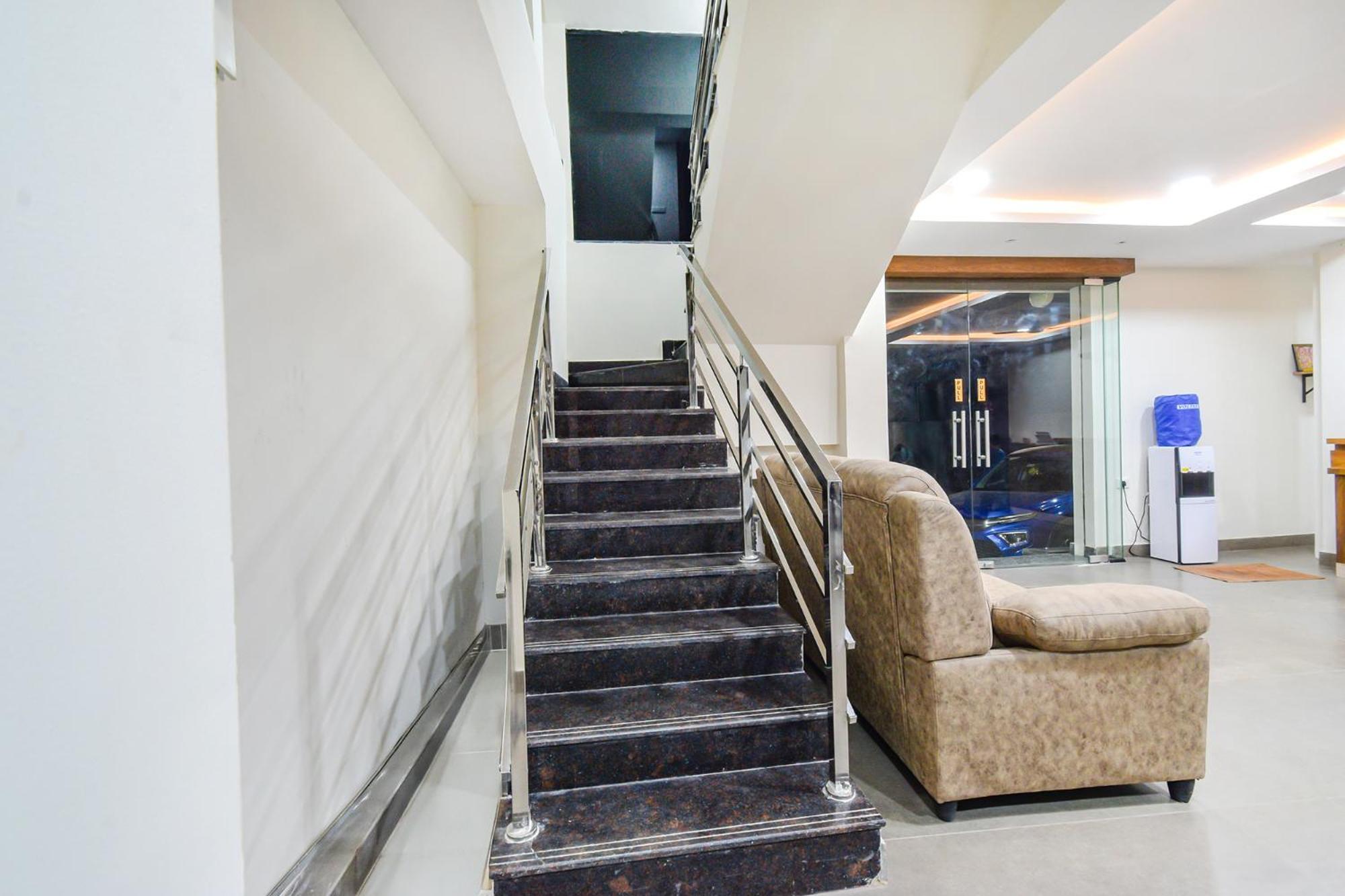 Fabhotel Seri - Nr Kims Hospital, Gachibowli Haydarabad Dış mekan fotoğraf